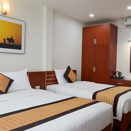 Van Nam Hotel Ha Long Exterior photo