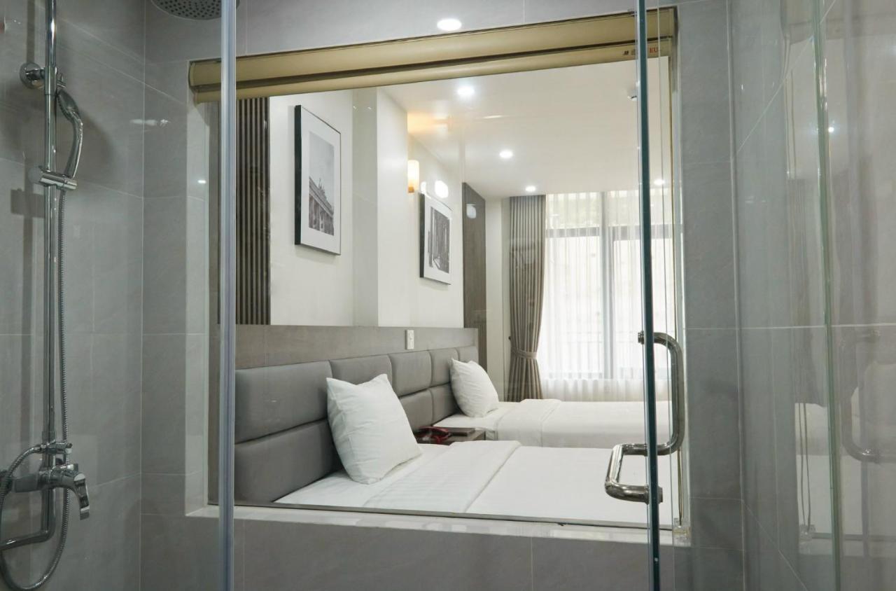 Van Nam Hotel Ha Long Exterior photo