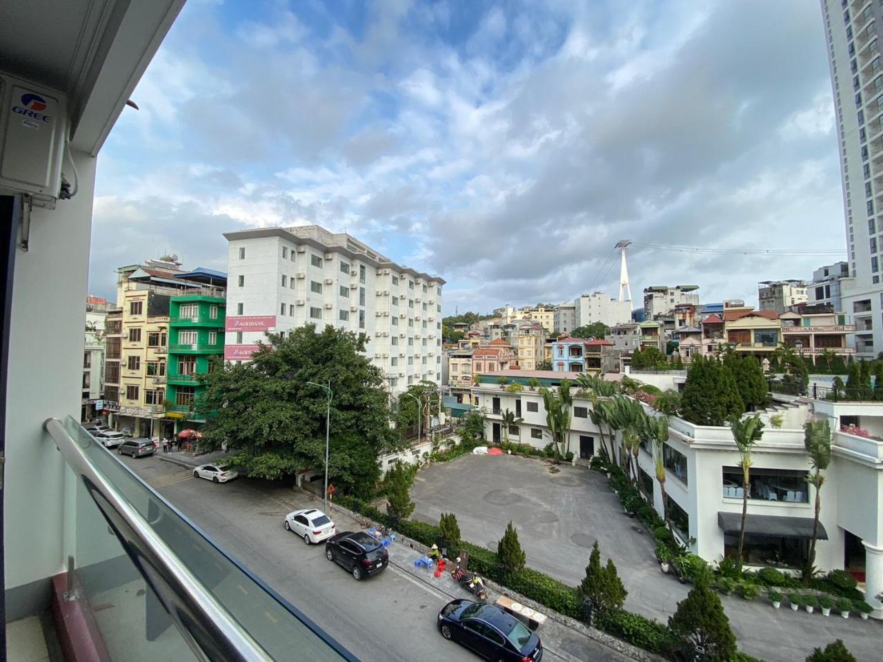 Van Nam Hotel Ha Long Exterior photo